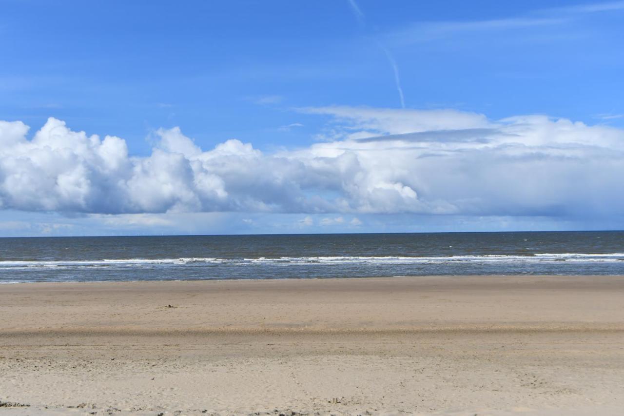 Appartement Met Frontaal Zeezicht In Bloemendaal Kültér fotó
